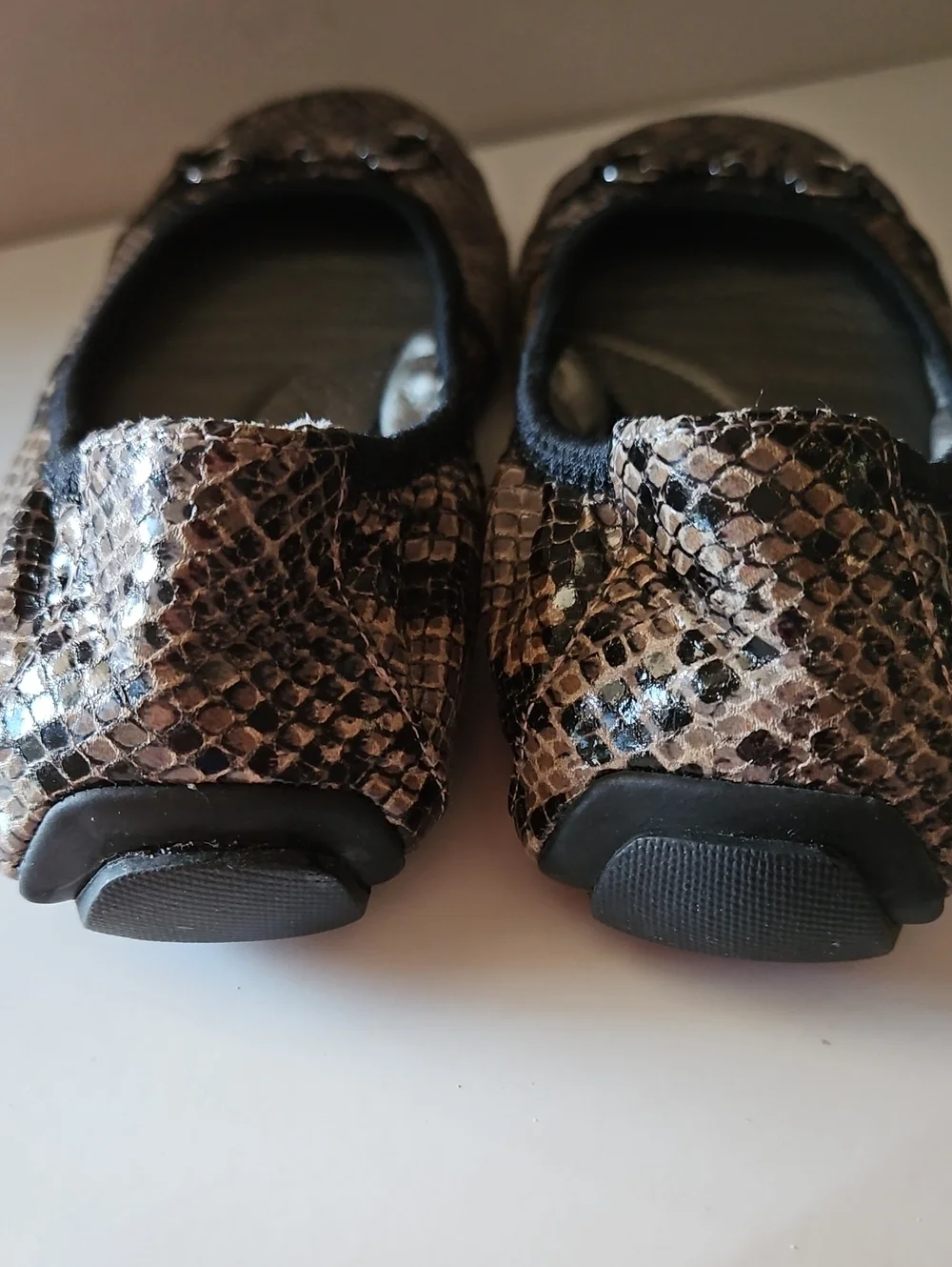 NWOT ME TOO LIMBO SNAKESKIN BALLET FLATS SZ 6.5